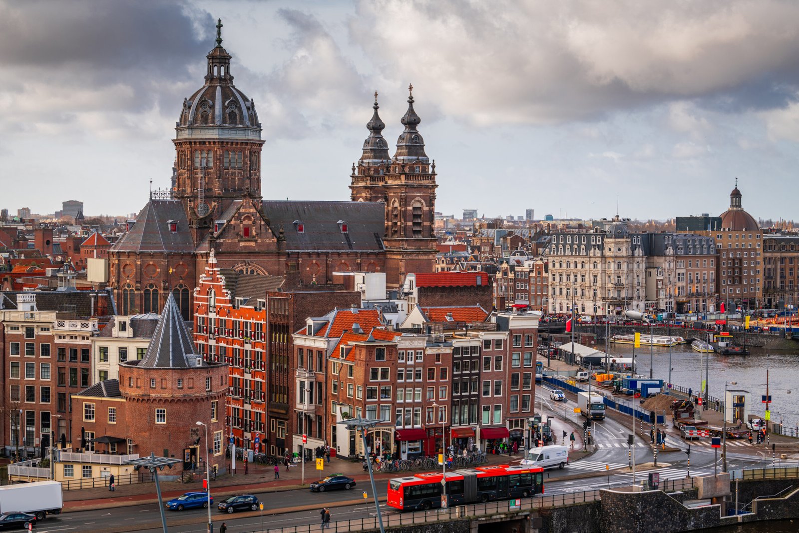 An Unforgettable 3-Day Friendly Adventure in Amsterdam